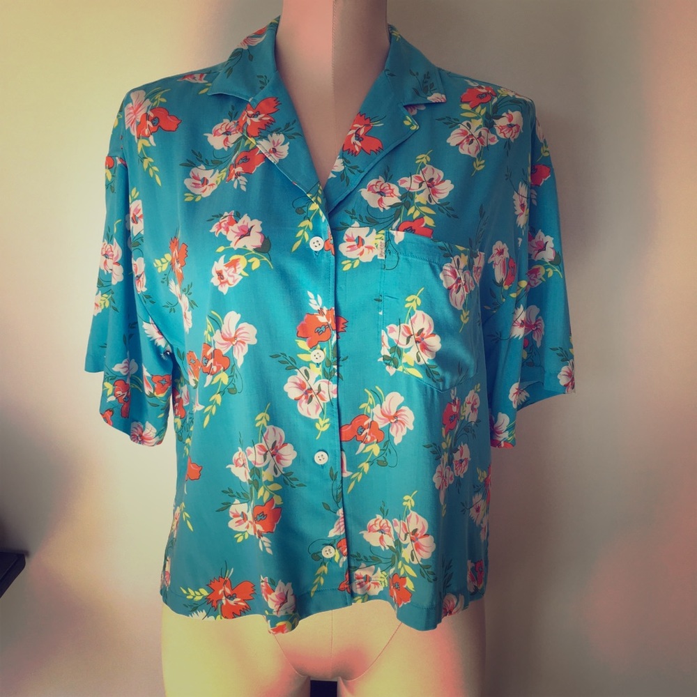 Levi's Blue Floral Women's Top
